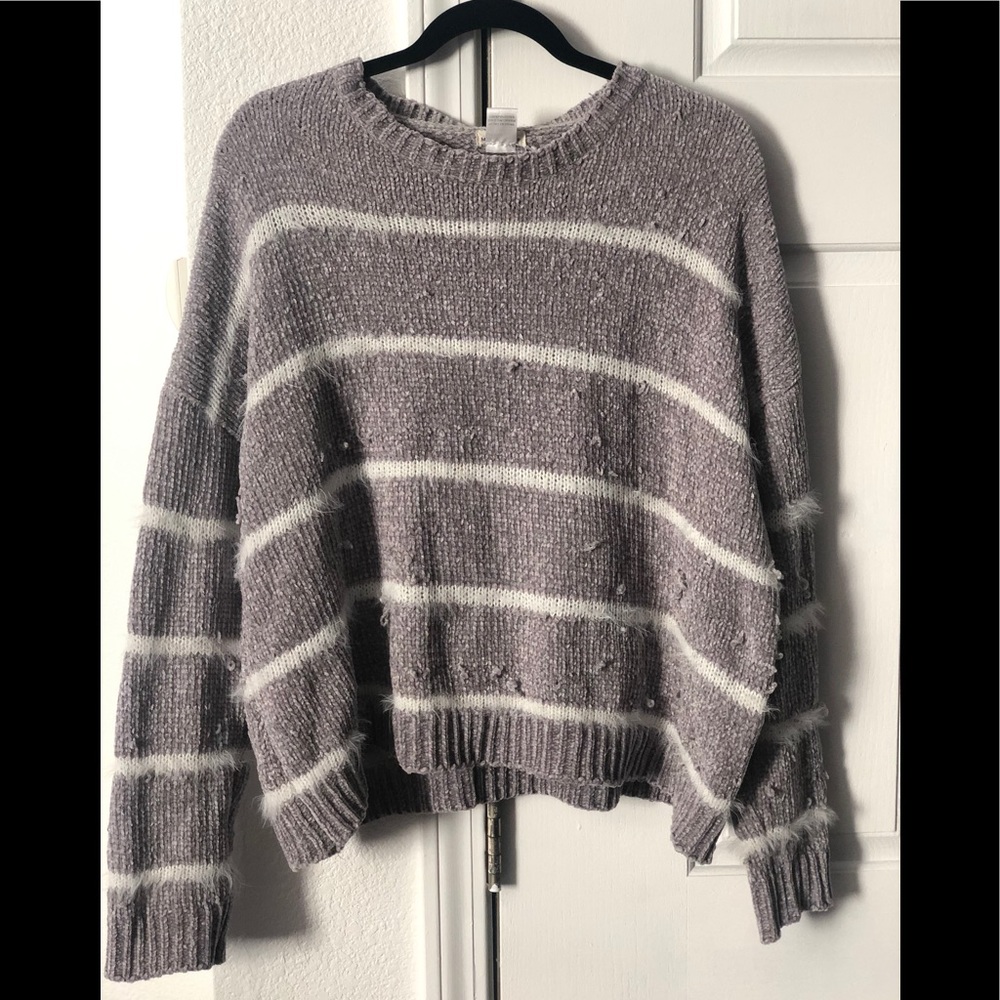 Gray w/ Small White Stripe Crewneck Sweater
